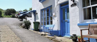 2 bedroom accommodation in Staithes, near Whitby