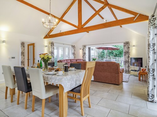 3 bedroom accommodation in Wicken, near Ely