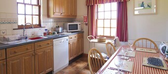 CONHEATH GATELODGE COTTAGE