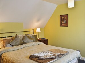 4 chambres, accès au Wi-Fi (inclus), literie fournie
