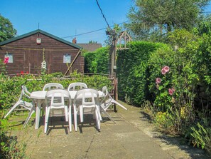 Outdoor dining - 3 bedroom accommodation in Westleton (Westleton)