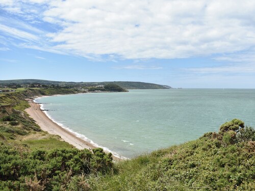 2 bedroom accommodation in Freshwater