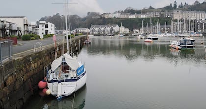 2 bedroom accommodation in Porthmadog