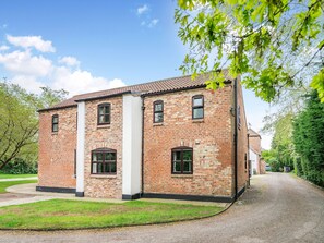 Exterior - 2 bedroom accommodation in York (York)