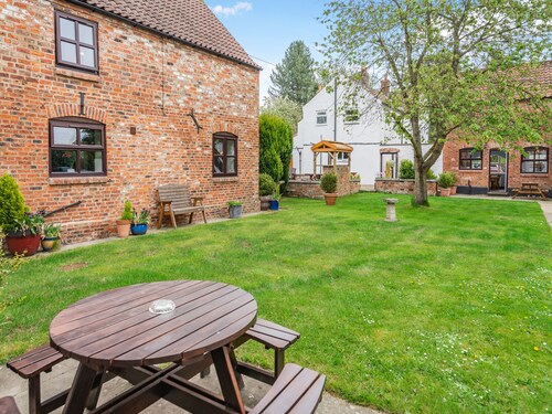 2 bedroom accommodation in York