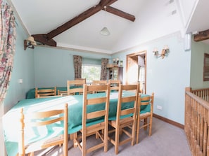 Dining - 8 bedroom accommodation in Belper (Belper)