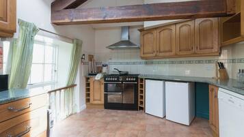 Dishwasher, high chair