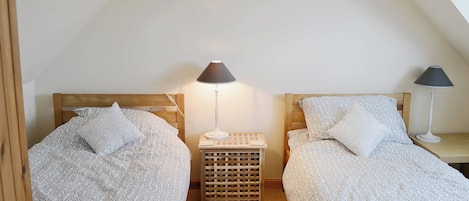 2 chambres, Wi-Fi gratuit, draps fournis