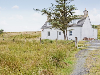 2 bedroom accommodation in Melness