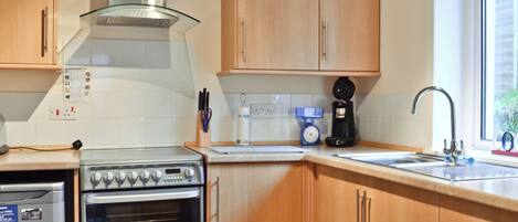 Lavavajillas, silla alta para bebés