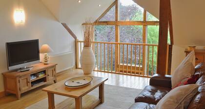 2 bedroom accommodation in Monkwood, near Alresford