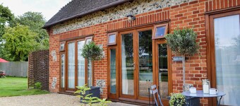1 bedroom accommodation in Martin, Fordingbridge