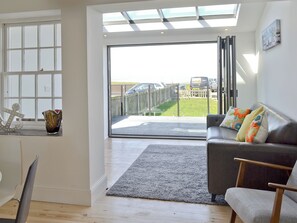 Living area - 3 bedroom accommodation in Swalecliffe, near Whitstable (Swalecliffe, near Whitstable)