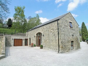 Exterior - 4 bedroom accommodation in Grindleford (Grindleford)