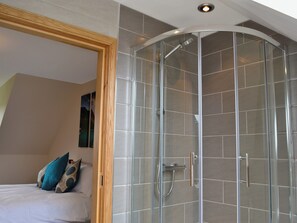 Towels - 4 bedroom accommodation in Southerness, near Dumfries (Southerness, near Dumfries)