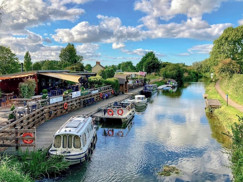 1 bedroom accommodation in North Newton