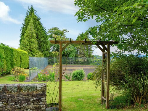 2 bedroom accommodation in Balloch, Loch Lomond