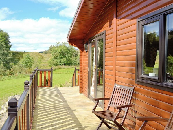 Terrace/patio - Larch Cottage - S4428 (Glenisla)