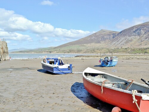 2 bedroom accommodation in Trefor, near Caernarfon