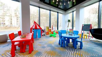 Children’s play area – indoor