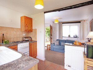 Batterie de cuisine, vaisselle et ustensiles