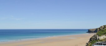 ニューキー近くのセントモーガンの3ベッドルーム宿泊施設