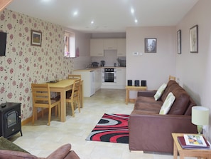 Interior - 1 bedroom accommodation in Quernmore, near Lancaster (Quernmore, near Lancaster)