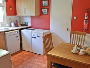 Dishwasher, highchair