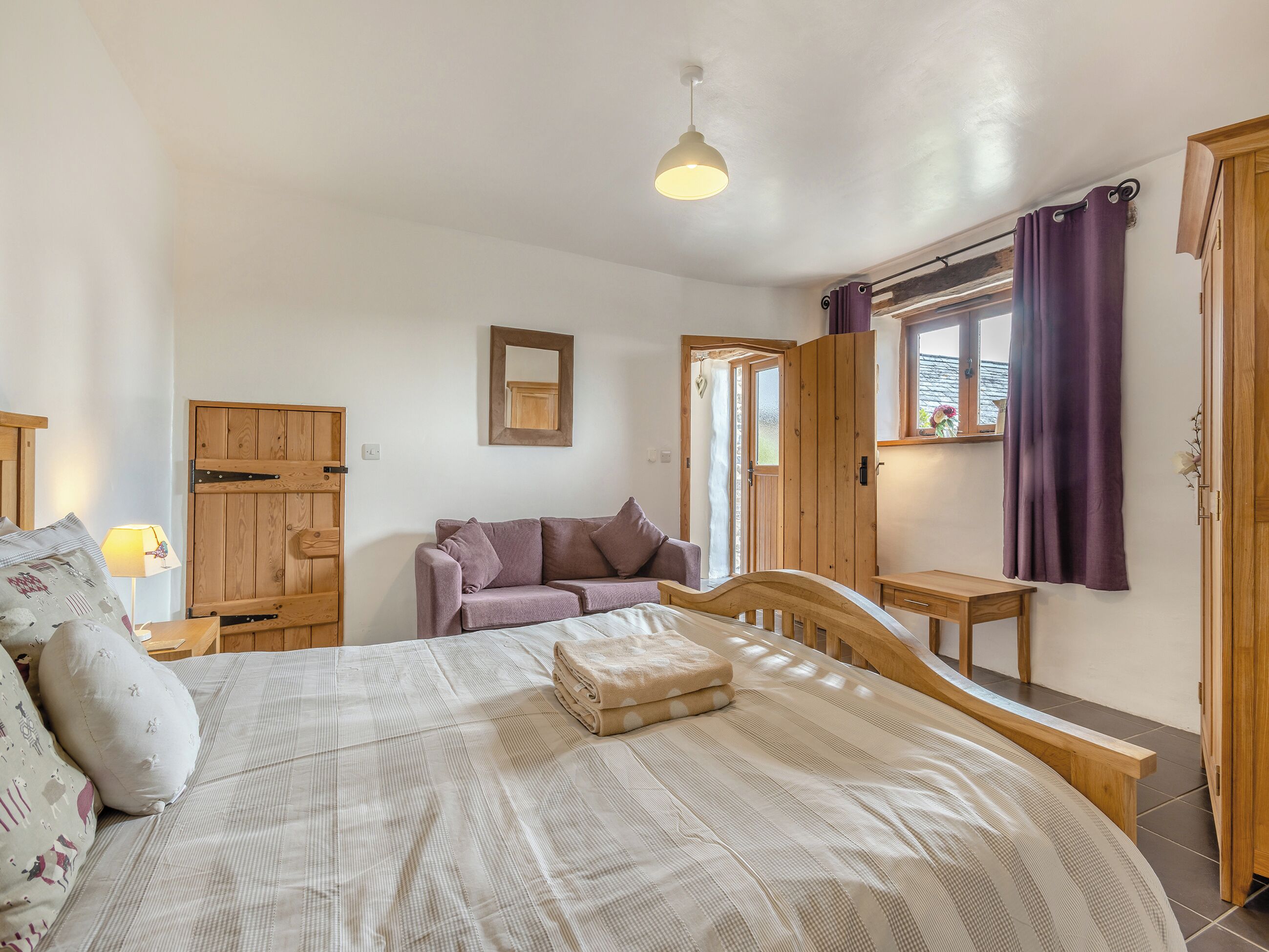 3 bedrooms, free WiFi, bed sheets