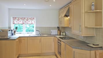 Dishwasher, highchair