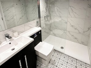Towels - 3 bedroom accommodation in Keswick (Keswick)