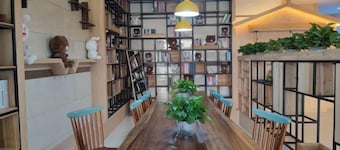 Shuiyue Qinghua Hotel