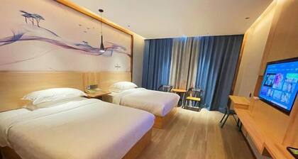 Shuiyue Qinghua Hotel