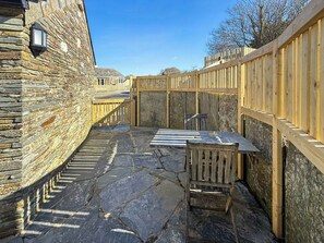 Outdoor dining - 1 bedroom accommodation in Treligga, near Port Isaac (Treligga, near Port Isaac)