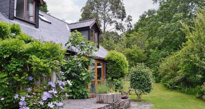 3 bedroom accommodation in Arthog, near Dolgellau