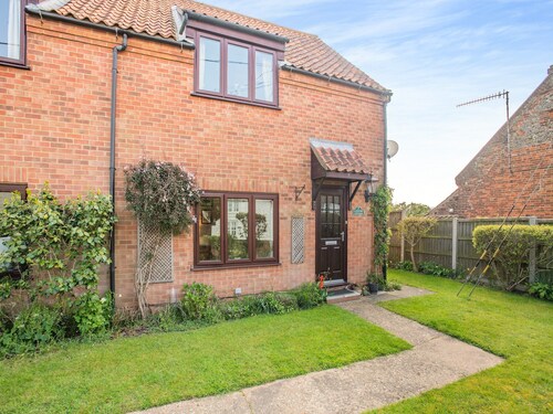 3 bedroom accommodation in Ringstead, near Hunstanton