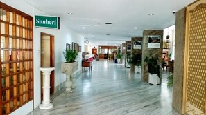 Interior - Woodlands Hotel (Bengaluru)