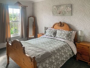 2 bedrooms, free WiFi, bed sheets