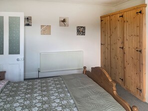 2 chambres, accès au Wi-Fi (inclus), literie fournie