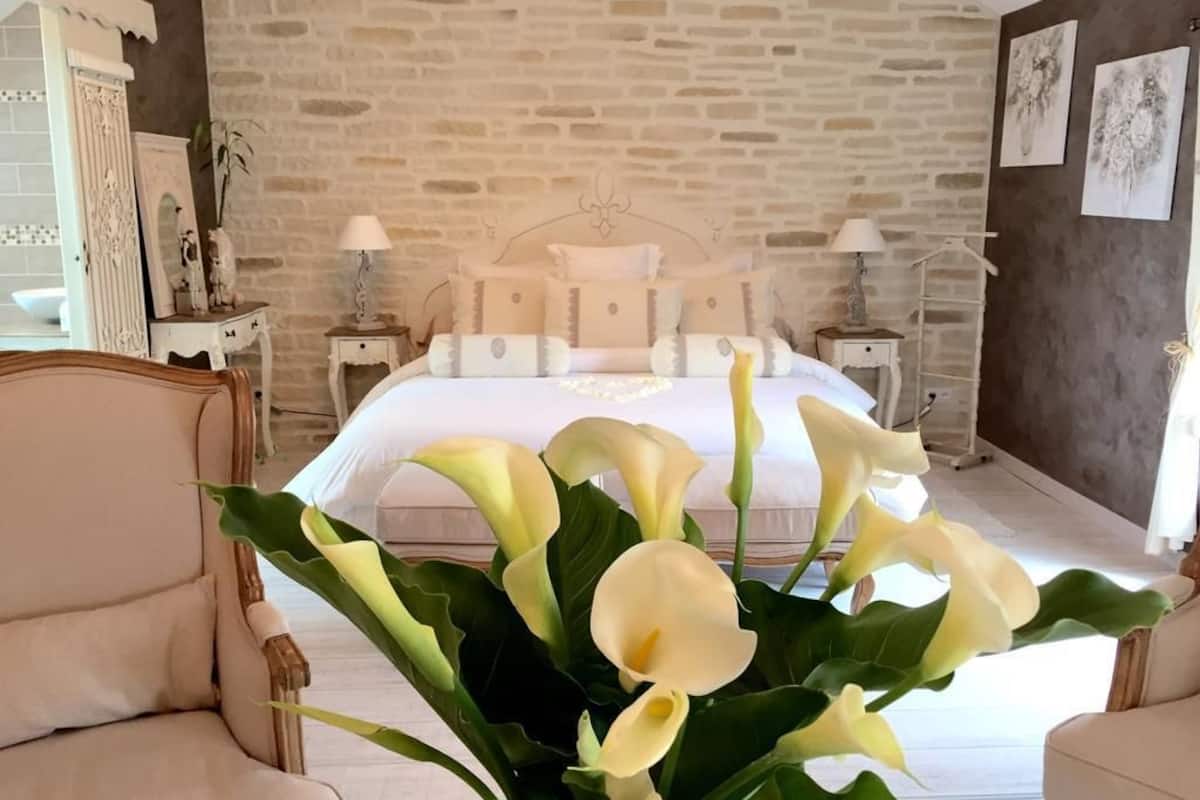 Quadrupla Comfort, non fumatori (Charme) | 1 camera, biancheria da letto di alta qualità, materassi in memory foam