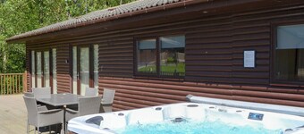 4 bedroom accommodation in Otterburn, near Bellingham