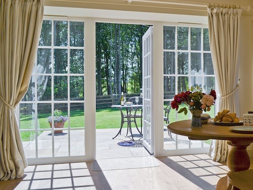 1 bedroom accommodation in Meigle