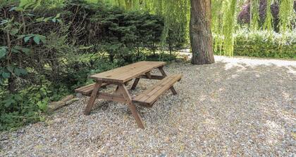 2 bedroom accommodation in Fulbeck, near Grantham