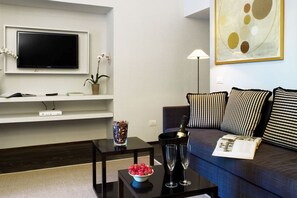TV