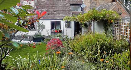 The Hideaway Cottage