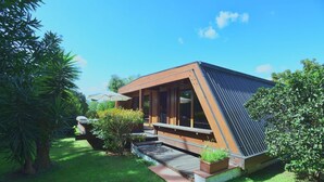 Exterior - Design Cottage with Pool and Parking (Roma)