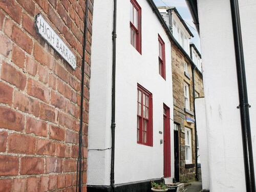 3 bedroom accommodation in Staithes, near Whitby