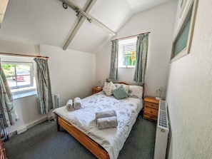 1 bedroom, WiFi (free), bed sheets