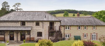 2 bedroom accommodation in East Meon, Petersfield