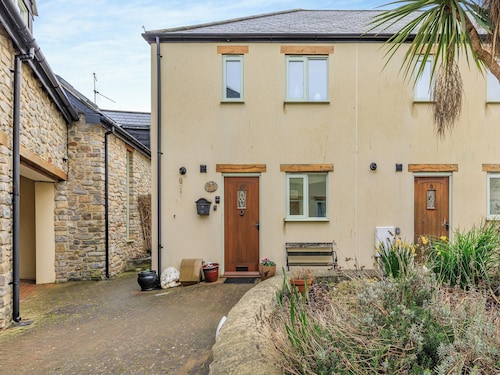 2 bedroom accommodation in Watchet